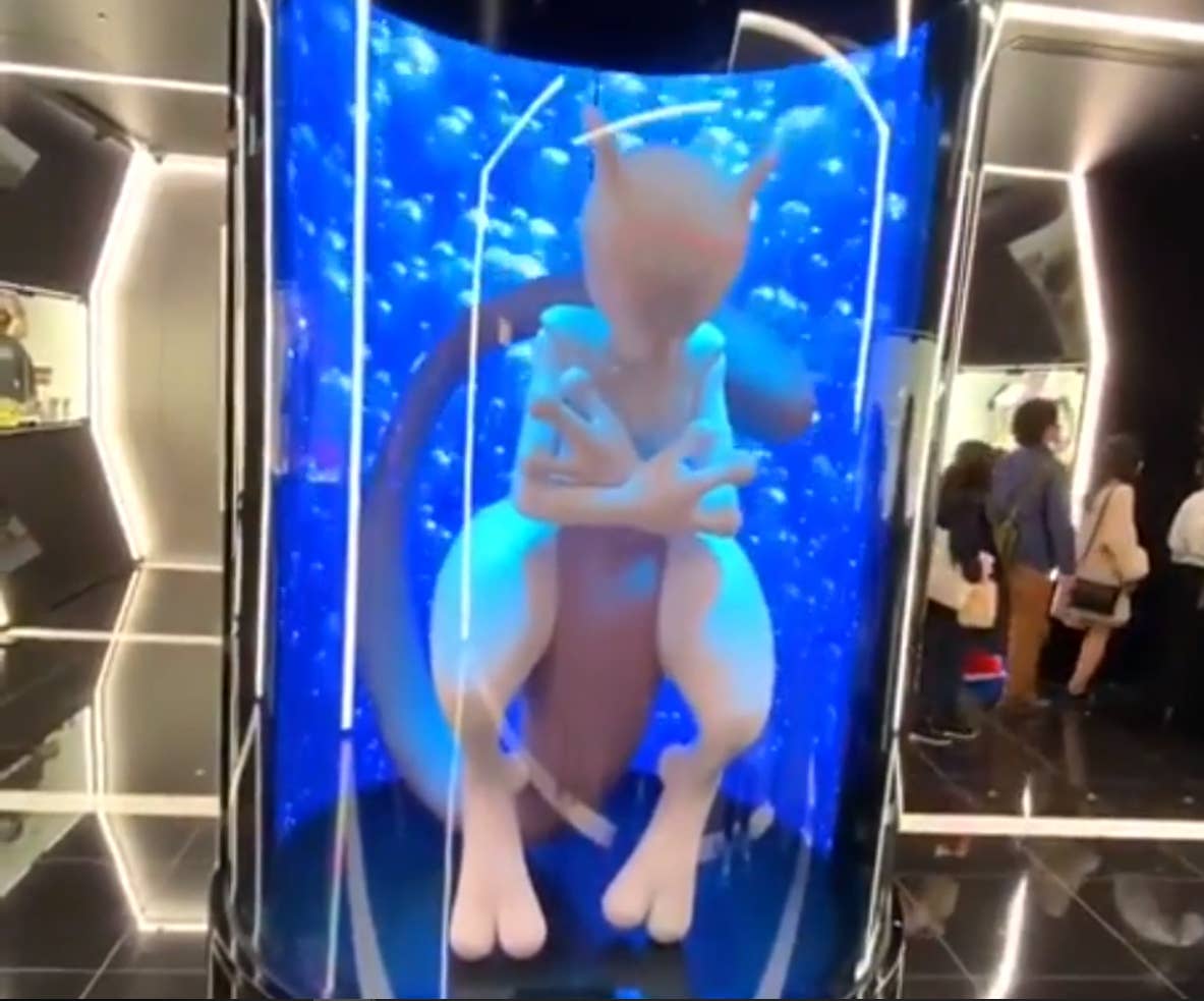 There is a Giant Mewtwo in Tokyo right now